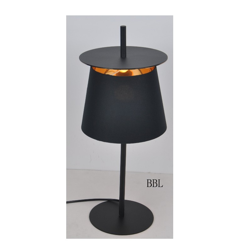 Bordslampa med tygskärm och PB dekorationsark