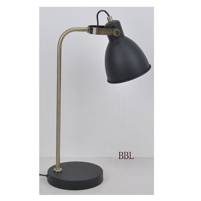 Bordslampa med U-konsol och metallskärm