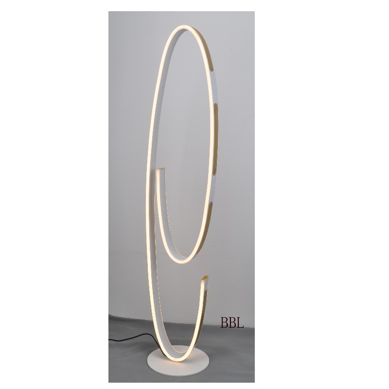 LED-golvlampa med spårform